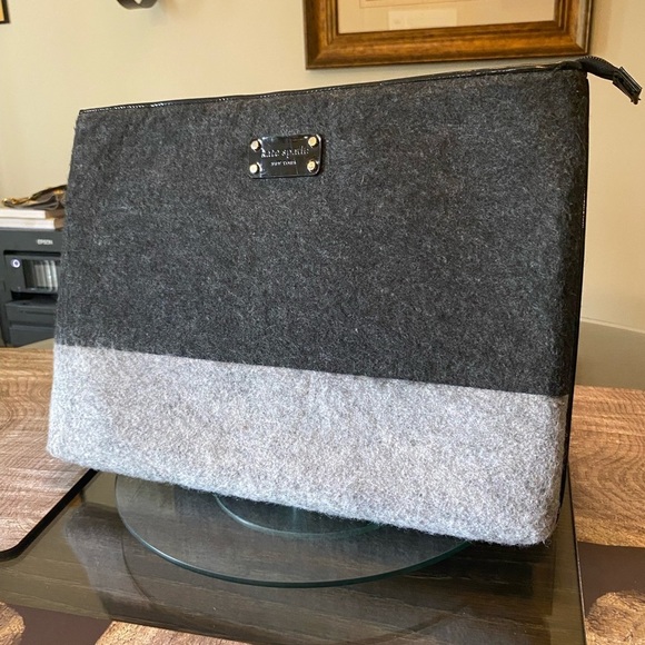kate spade Accessories - kate spade Gray and Black Laptop Case